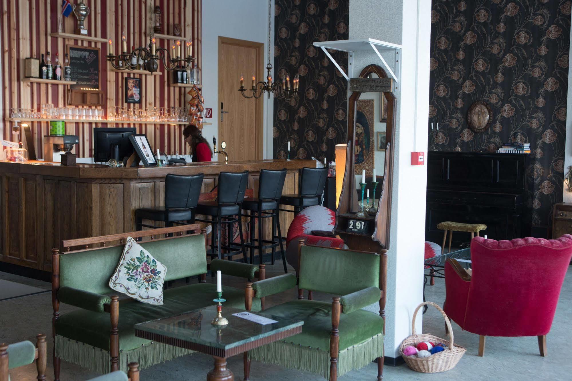 Bus Hostel Reykjavik - Reykjavik Terminal Eksteriør bilde